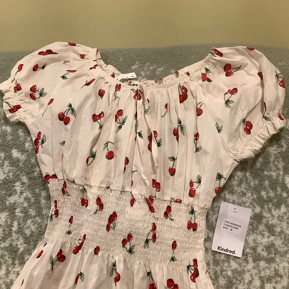 Charming Cherry Print Cotton Dress NWT Size Small - Picture 2 of 16